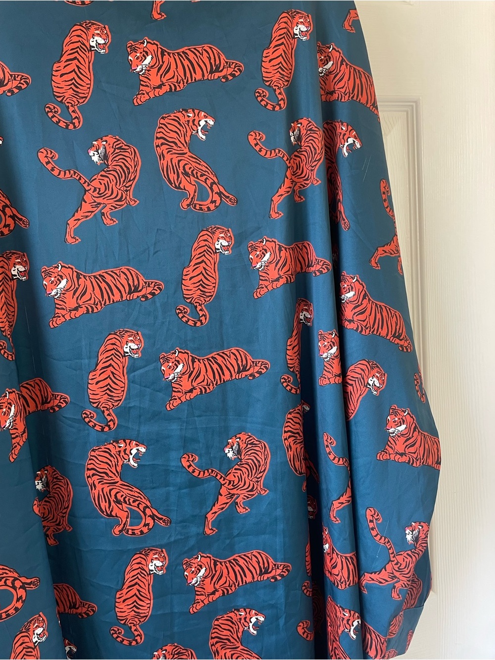 Dressed in LALA Tiger Tales Satin Oversized Button Down Shirt Teal Size Medium - Picture 15 of 16